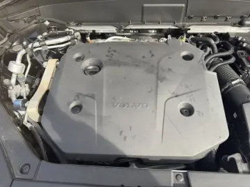 XC90 B5 AWD Plus-Bright