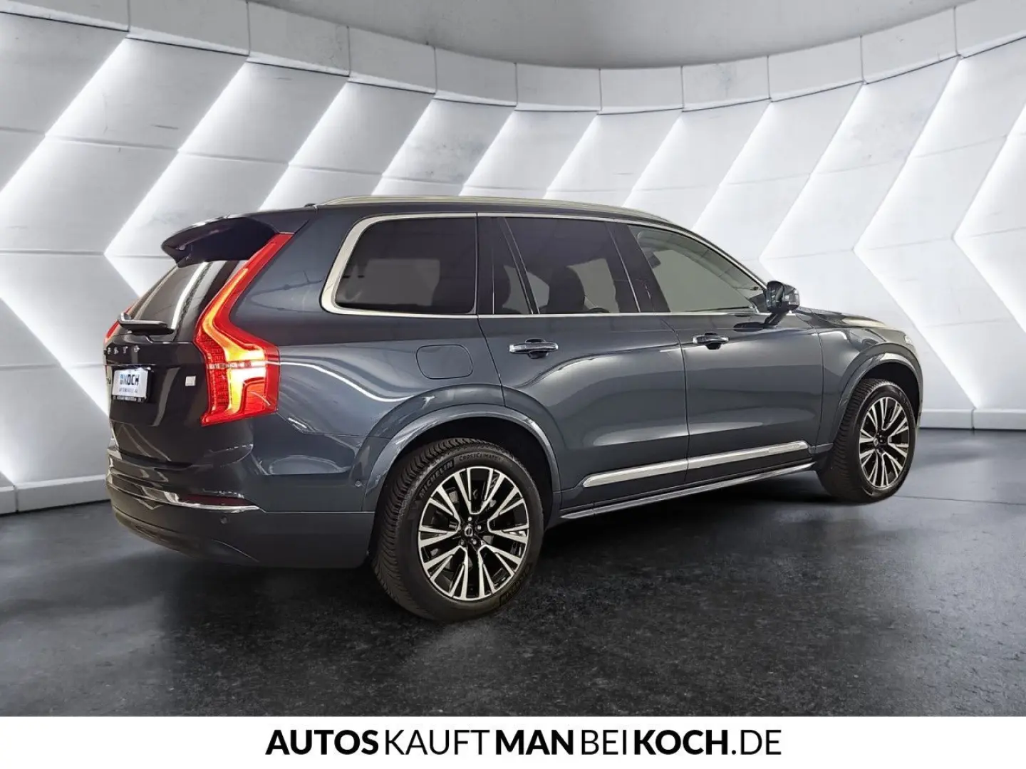 XC90 T8 Recharge AWD Plus Bright