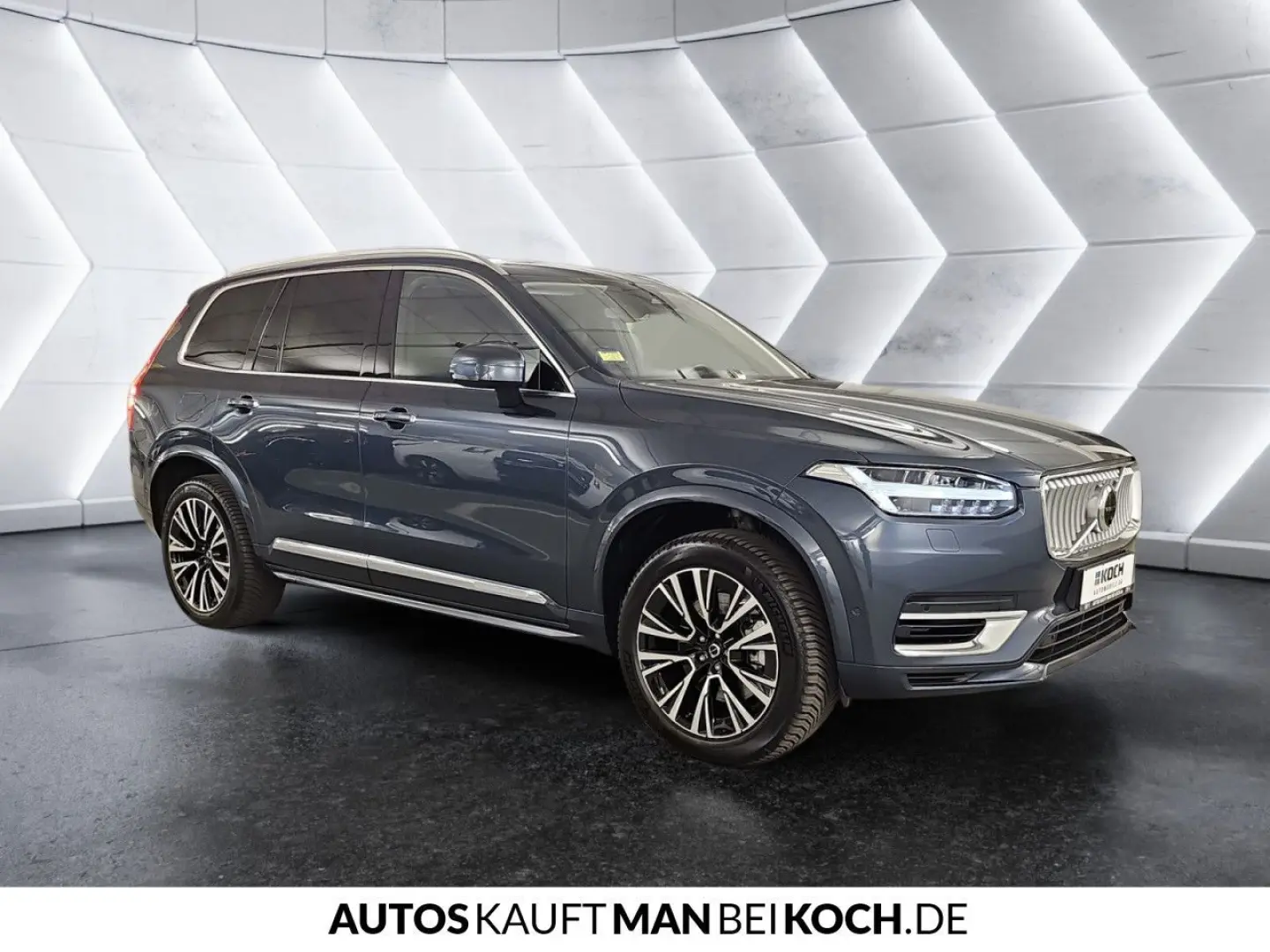 XC90 T8 Recharge AWD Plus Bright