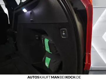 XC90 T8 Recharge AWD Plus Bright