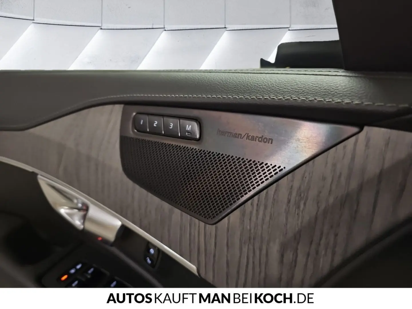 XC90 T8 Recharge AWD Plus Bright