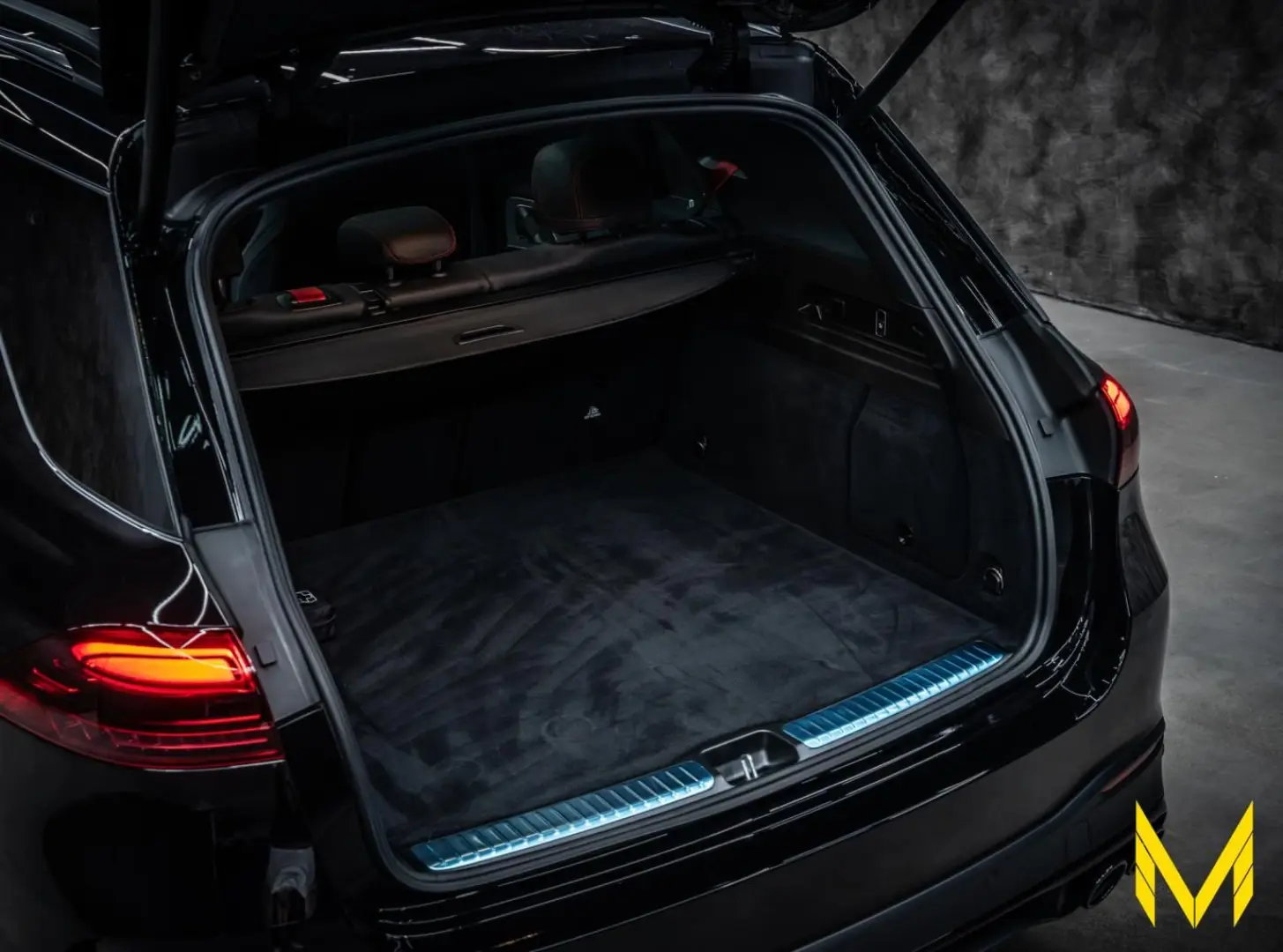 GLE 53 AMG HY4M  MY25 NIGHT AGA PANO AIR AHK DIS