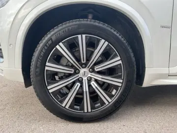 XC90 B5 Ultimate Bright