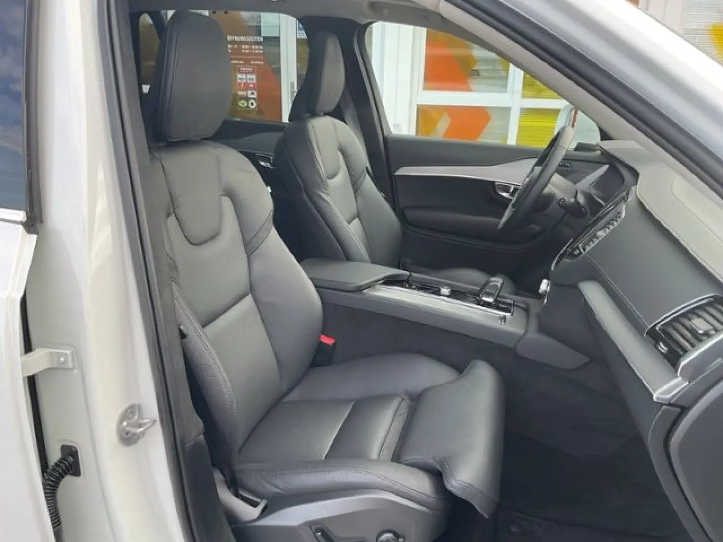 XC90 B5 Ultimate Bright