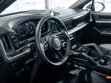 Cayenne S Nachtsicht SoftClose BOSE Luftfederung