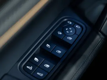 Cayenne S Nachtsicht SoftClose BOSE Luftfederung