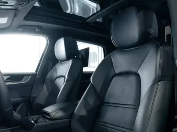 Cayenne S Nachtsicht SoftClose BOSE Luftfederung