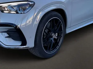 GLE 53 AMG HY 4m  C Night AHK Pano Head-UP Burm.