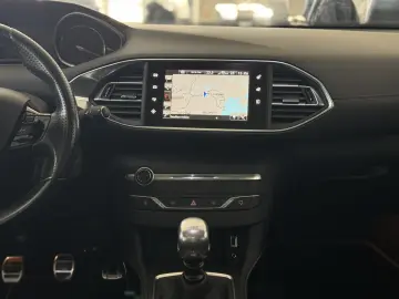 Peugeot 308 2.0 Blue-HDi GT Line