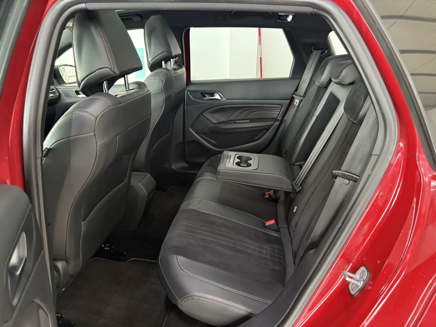 Peugeot 308 2.0 Blue-HDi GT Line