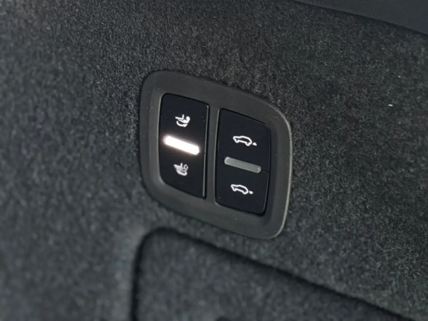 Porsche Cayenne COUPE E-Hybrid AFIȘAJ PASAGER