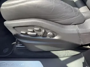 Porsche Cayenne COUPE E-Hybrid AFIȘAJ PASAGER