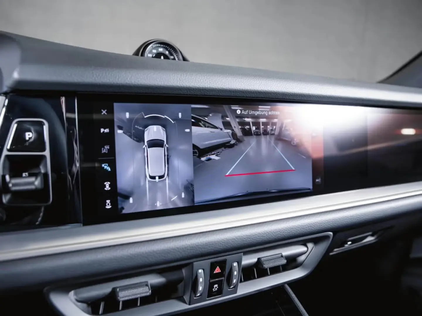 Porsche Cayenne COUPE E-Hybrid AFIȘAJ PASAGER