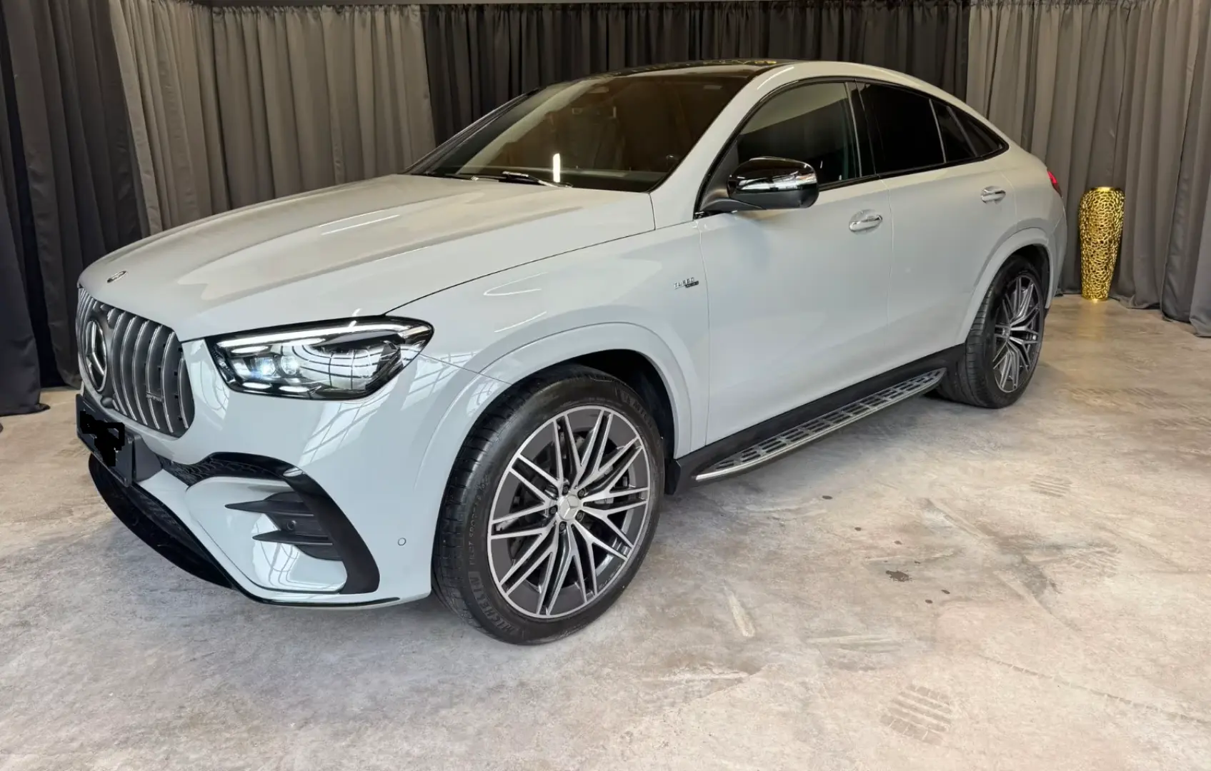 Mercedes-Benz GLE 53 AMG 4MATIC  Coupe 1.HD Carbon