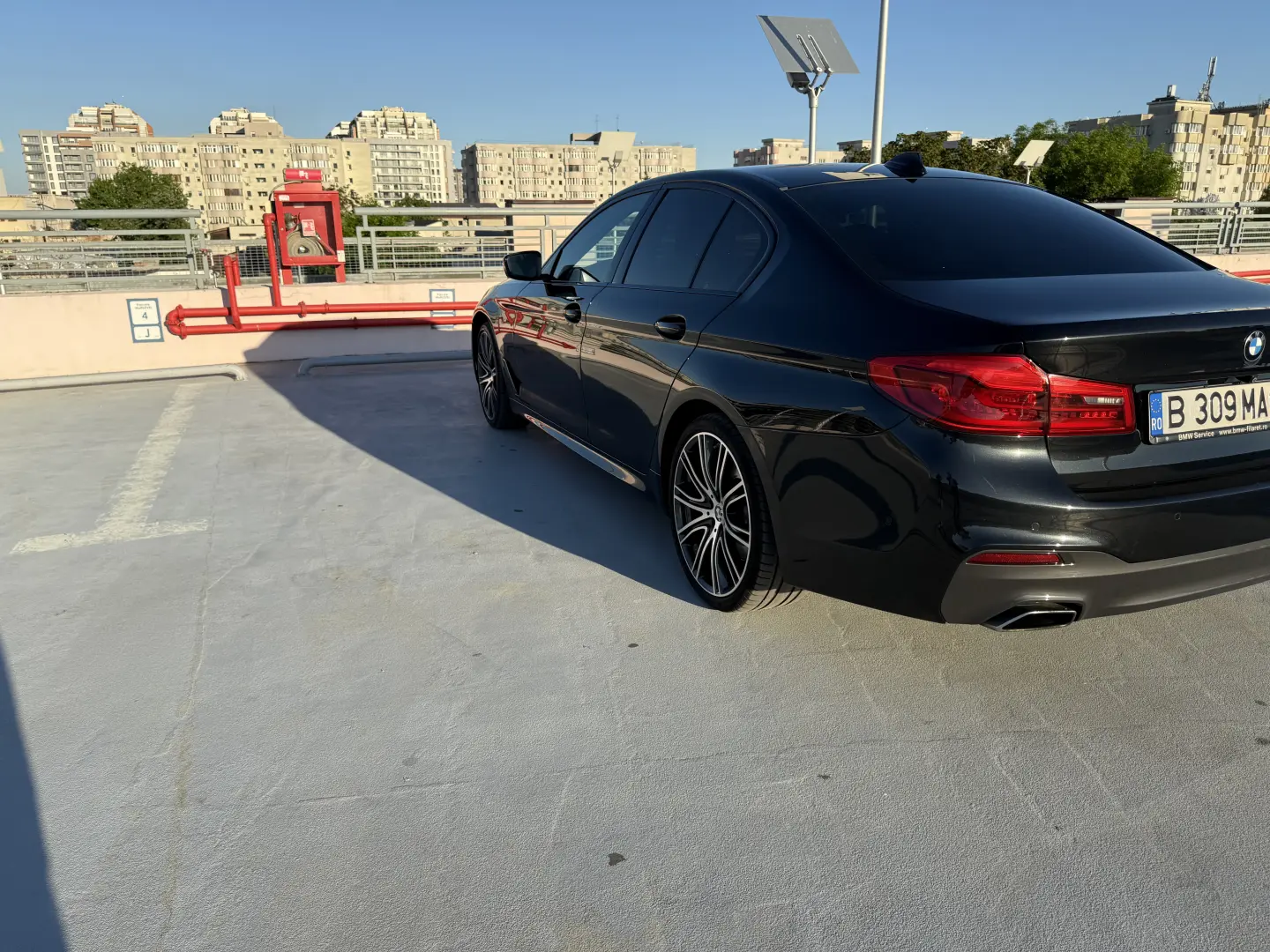 BMW 530