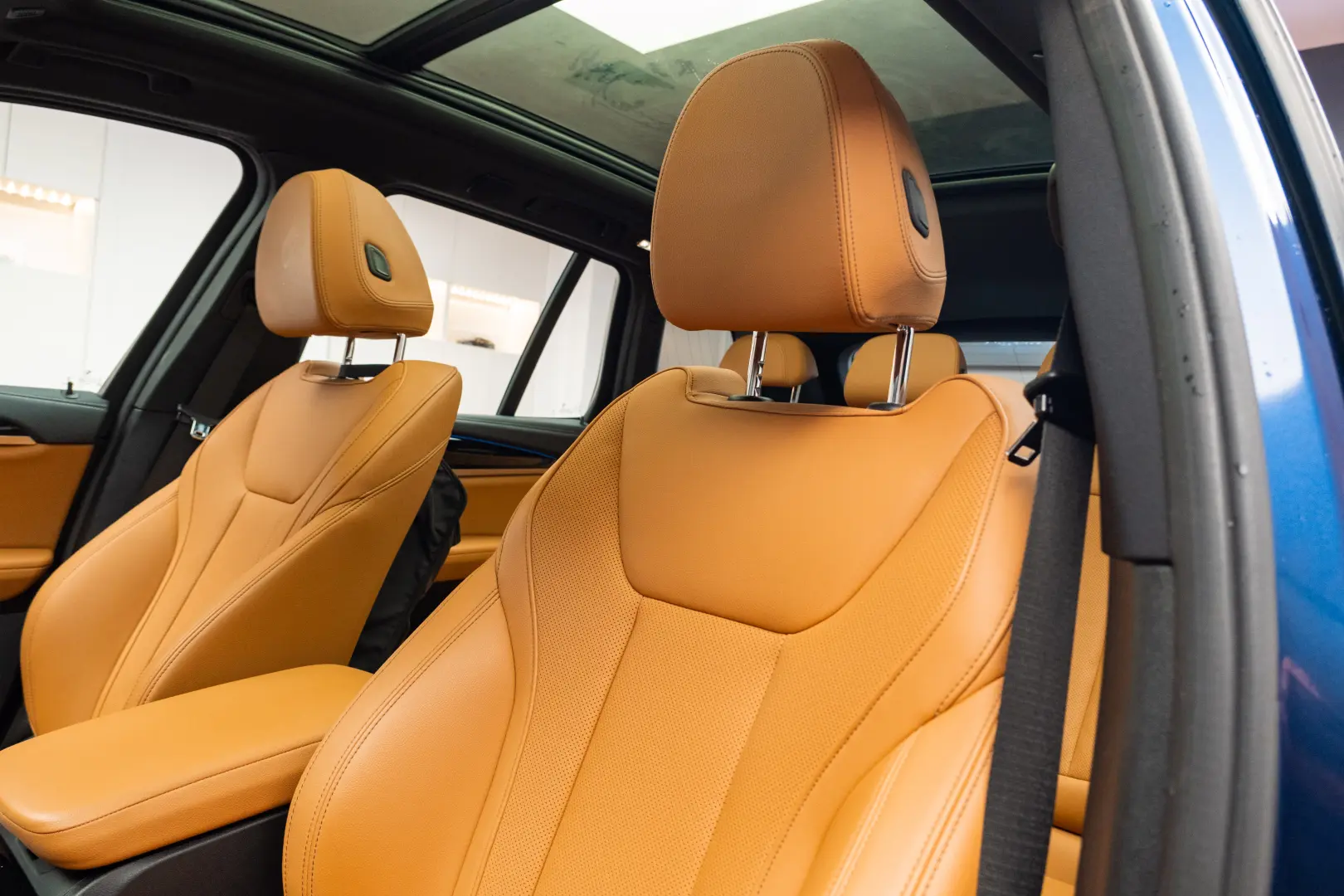 BMW IX3  M Pack   Memory Seats   LED   Camera - Stoc!!!