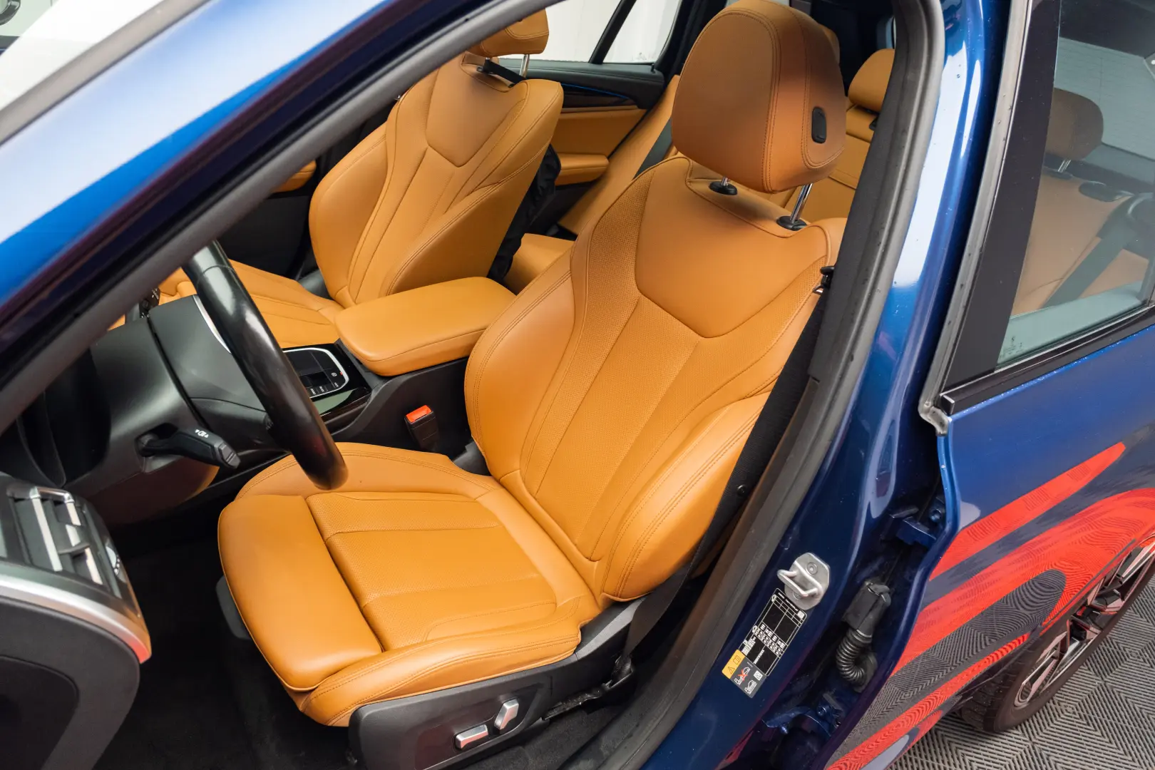 BMW IX3  M Pack   Memory Seats   LED   Camera - Stoc!!!