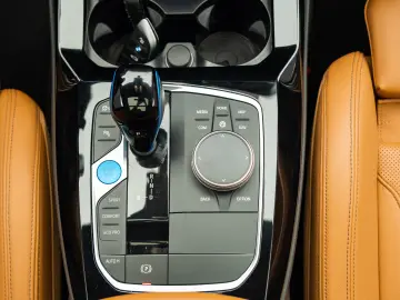 BMW IX3  M Pack   Memory Seats   LED   Camera - Stoc!!!