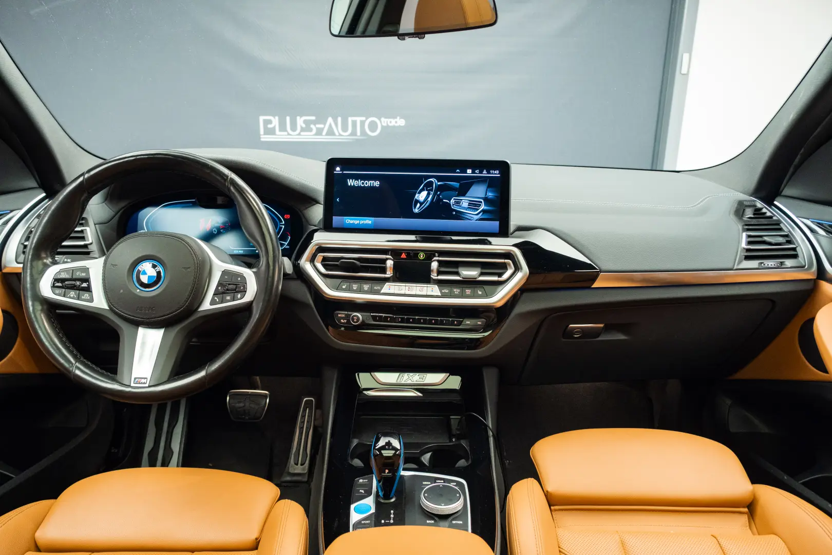 BMW IX3  M Pack   Memory Seats   LED   Camera - Stoc!!!