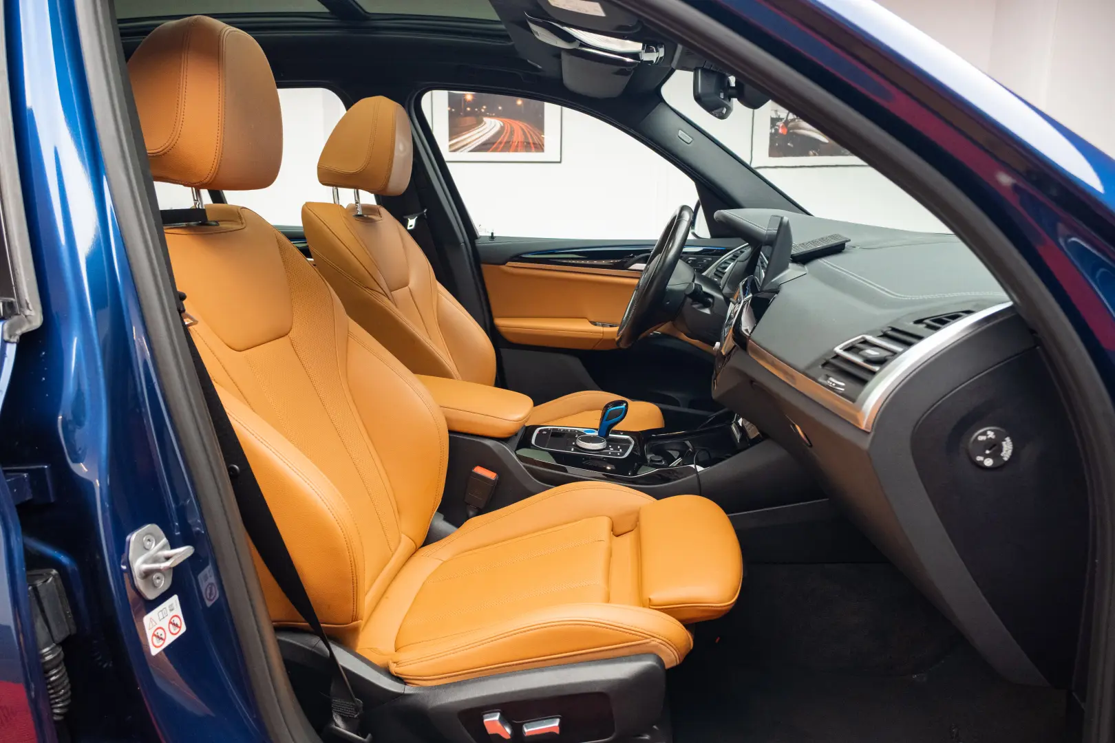 BMW IX3  M Pack   Memory Seats   LED   Camera - Stoc!!!