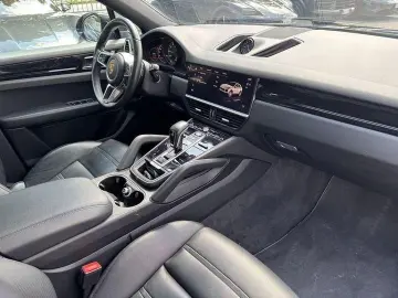 Cayenne Coupe E-Hybrid Matrix 360 KAM PANO KEY