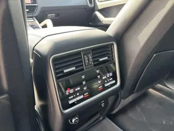 Cayenne Coupe E-Hybrid Matrix 360 KAM PANO KEY