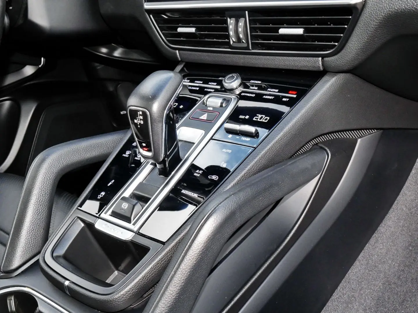 Cayenne E-Hybrid Coupe Sport Design Sportabgas 7