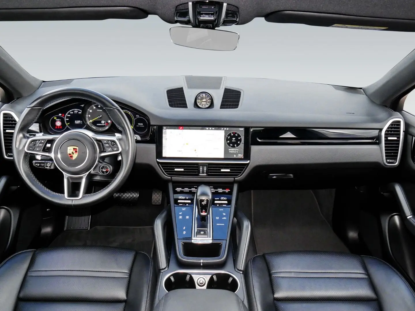 Cayenne E-Hybrid Coupe Sport Design Sportabgas 7