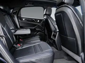 Cayenne E-Hybrid Coupe Sport Design Sportabgas 7