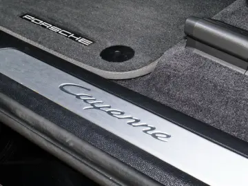 Cayenne E-Hybrid Coupe Sport Design Sportabgas 7