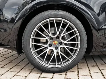 Cayenne E-Hybrid Coupe Sport Design Sportabgas 7