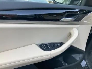 X3 xDr 20i LCProf Navi LED Keyless Camera