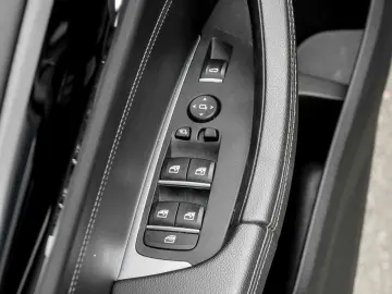 X3 xDrive30i ADAPT.LED HiFi DA PA SHZ 19