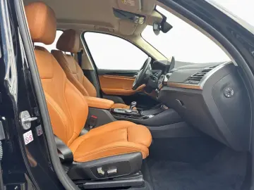 X3 30e xDr Keyless HUD 360  ACC AmbientL