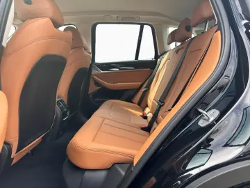 X3 30e xDr Keyless HUD 360  ACC AmbientL