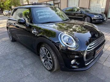 COOPER 1.5 3-trg Chili  Panorama Leder PDC Xenon