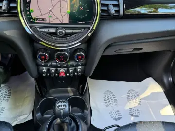 COOPER 1.5 3-trg Chili  Panorama Leder PDC Xenon