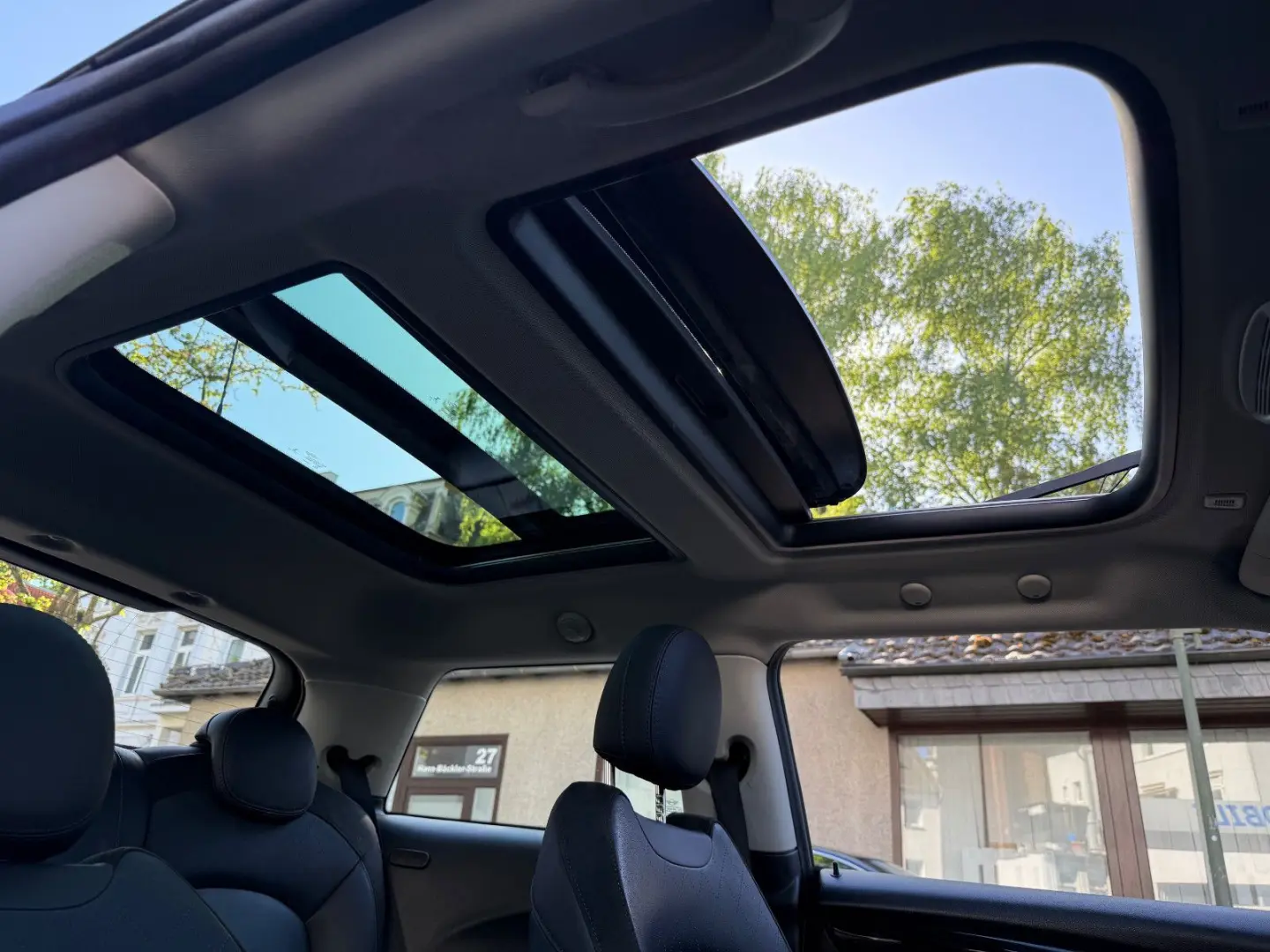 COOPER 1.5 3-trg Chili  Panorama Leder PDC Xenon