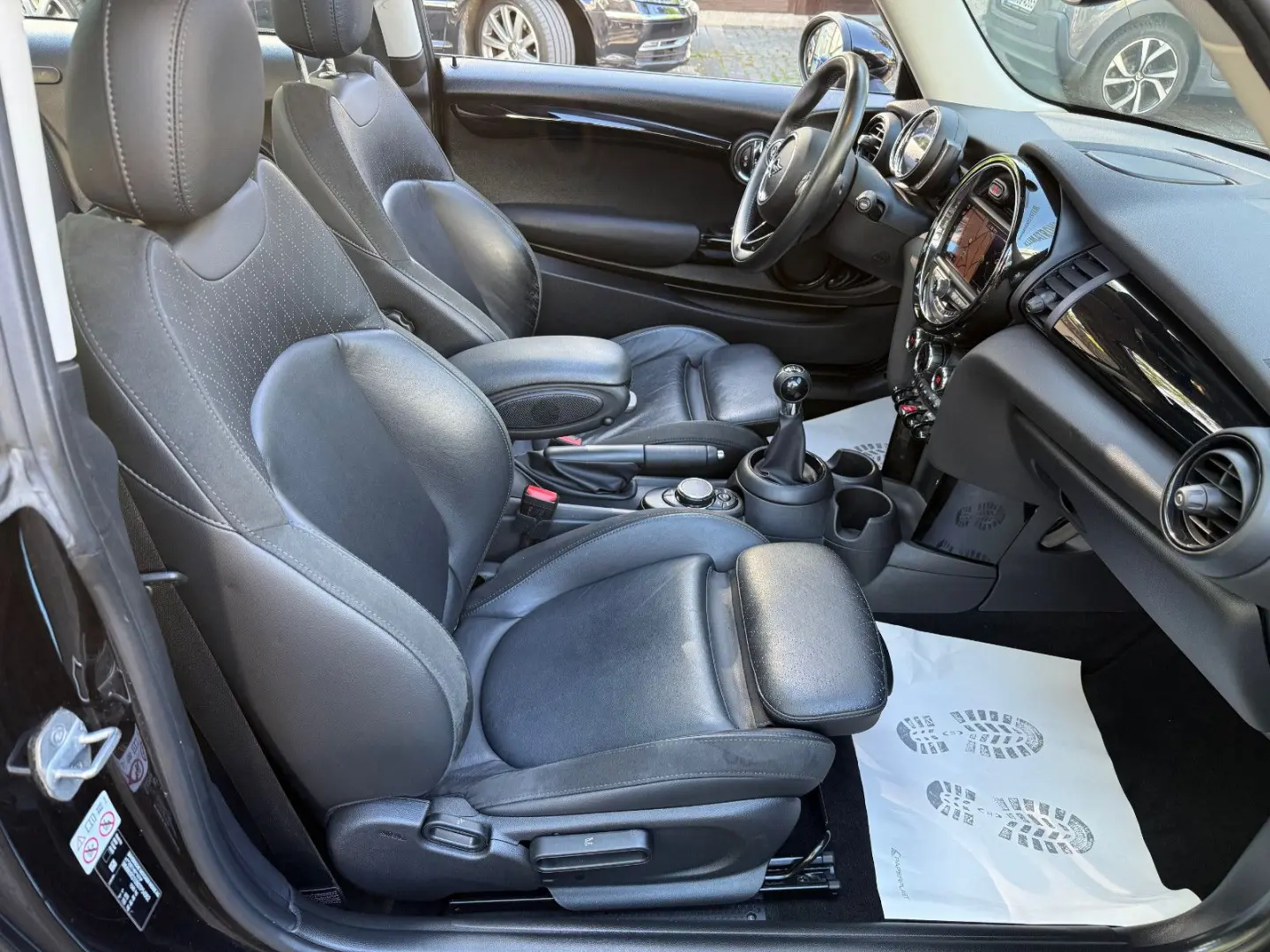 COOPER 1.5 3-trg Chili  Panorama Leder PDC Xenon