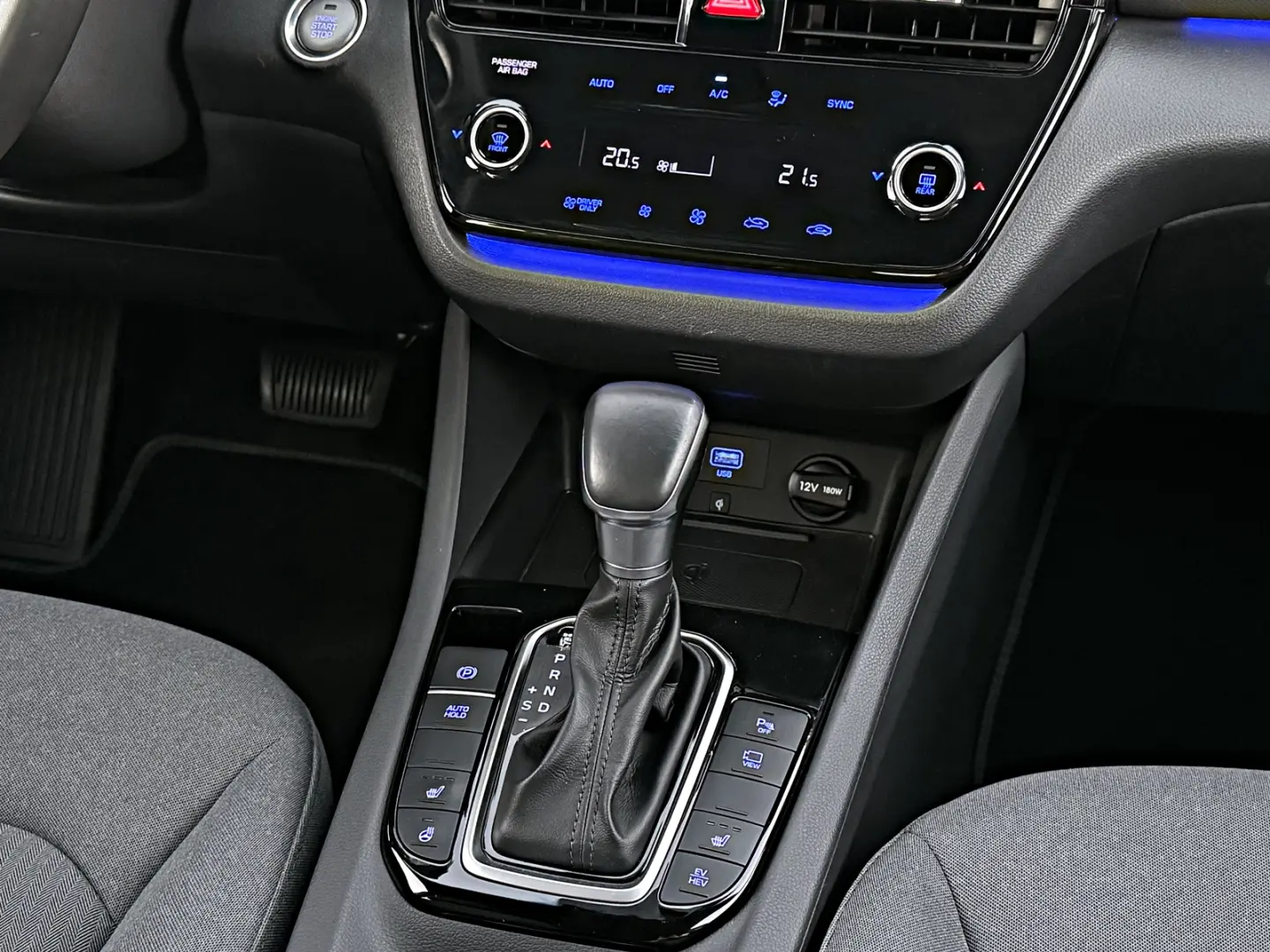 Hyundai IONIQ STYLE 1.6 Plug-In Hybrid