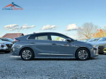 Hyundai IONIQ STYLE 1.6 Plug-In Hybrid