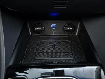 Hyundai IONIQ STYLE 1.6 Plug-In Hybrid