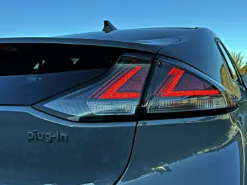 Hyundai IONIQ STYLE 1.6 Plug-In Hybrid