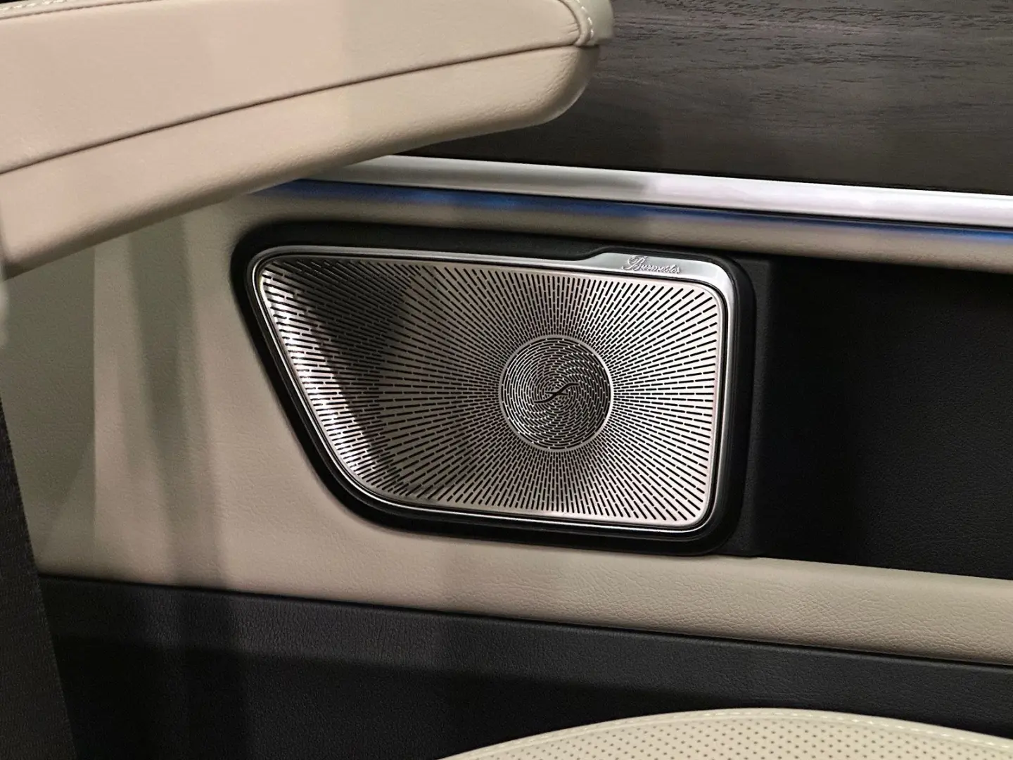 EQV 90kWh NEW MODEL 2025 FULL OPTIONS