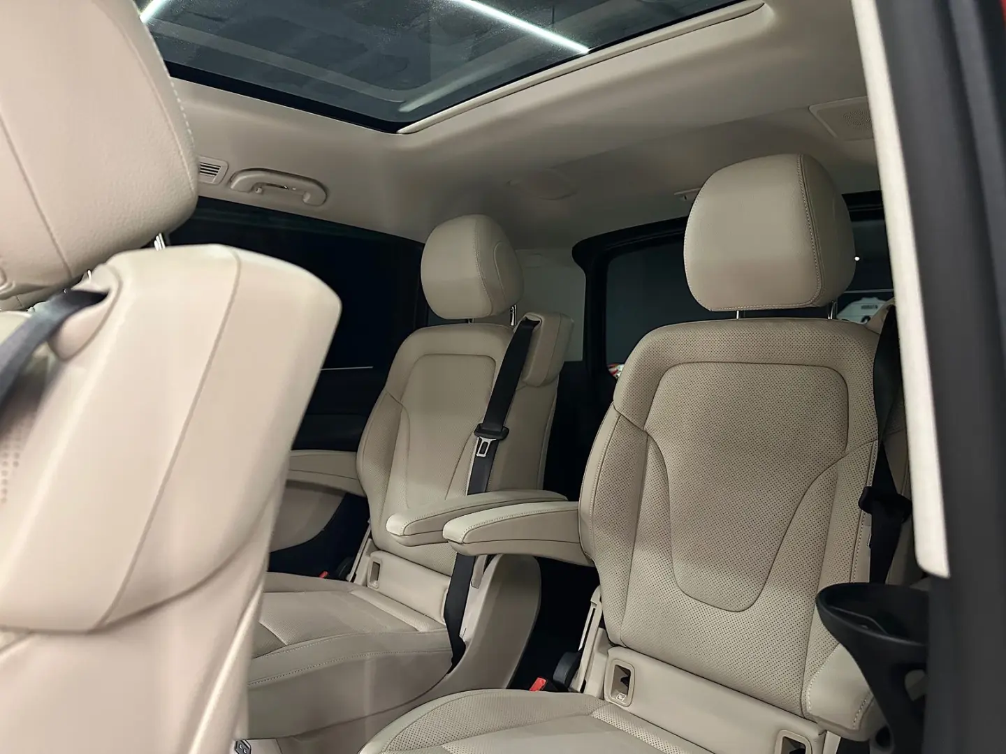 EQV 90kWh NEW MODEL 2025 FULL OPTIONS