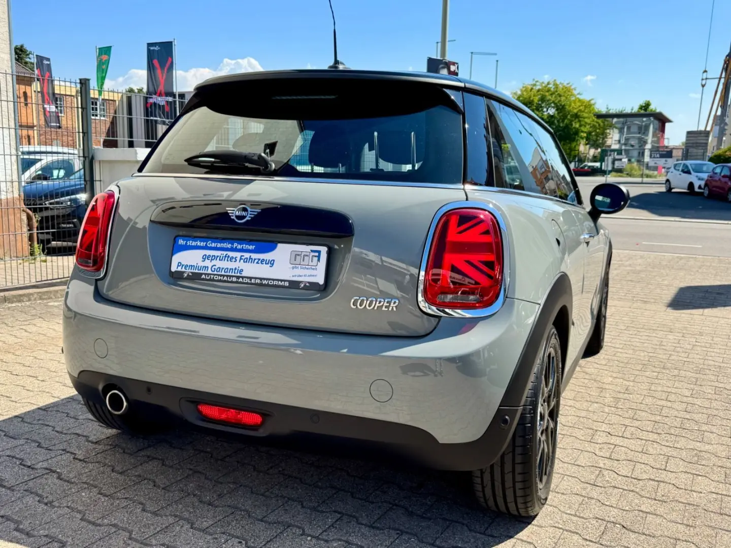 COOPER 1.5 PEPPER II 1HD PDC LED NAV CARP SH 19%