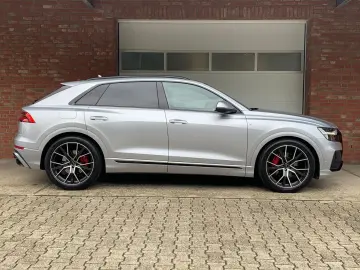 Q8 S-Line SoftClose Matrix HeadUp  B&O