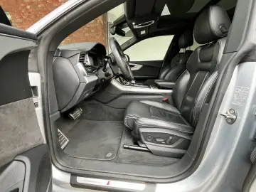 Q8 S-Line SoftClose Matrix HeadUp  B&O