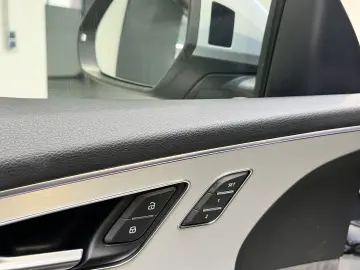 Q8 S-Line SoftClose Matrix HeadUp  B&O