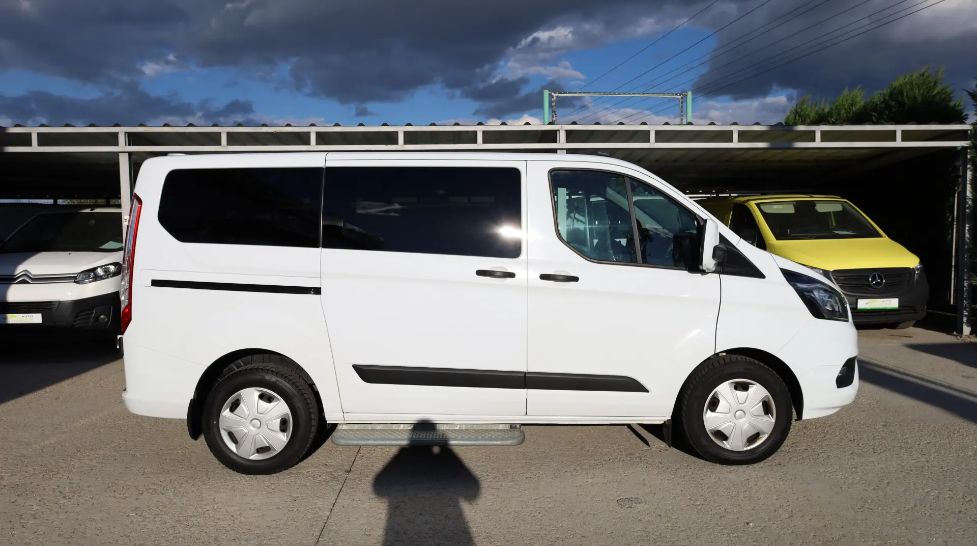 Ford Transit Custom L1H1 8 1 Locuri 2.0D 105CP